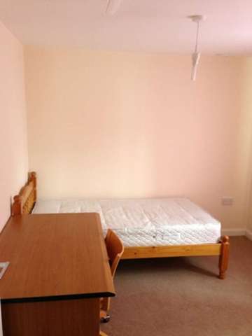  Image of 2 bedroom Detached house to rent in Dixon Street Manchester M40 at Dixon Street  Manchester, M40 3BA
