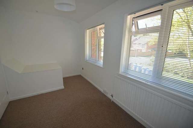  Image of 2 bedroom Detached house to rent in Porchester Ascot SL5 at Ascot, SL5 9DY