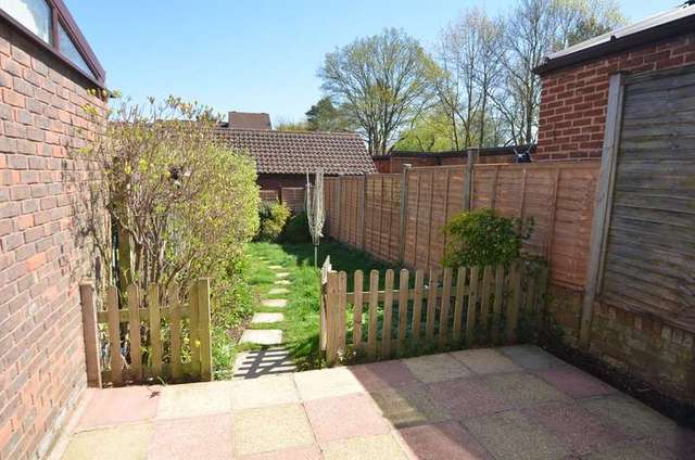  Image of 2 bedroom Detached house to rent in Porchester Ascot SL5 at Ascot, SL5 9DY