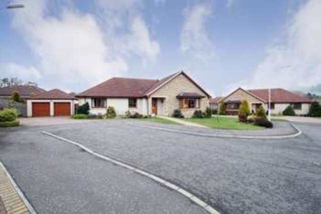  Image of 4 bedroom Bungalow for sale in Loch Park Saline Dunfermline KY12 at Loch Park  Dunfermline, KY12 9UY