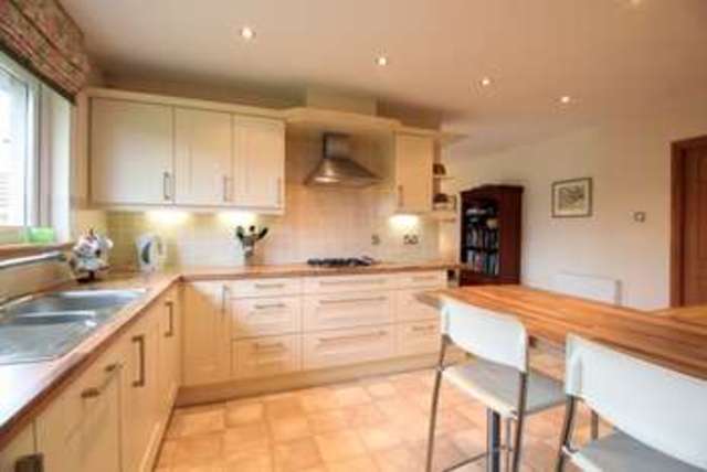  Image of 4 bedroom Bungalow for sale in Loch Park Saline Dunfermline KY12 at Loch Park  Dunfermline, KY12 9UY