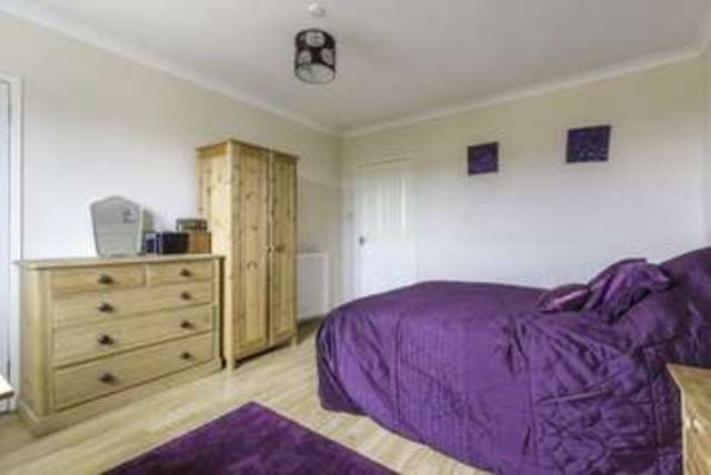  Image of 2 bedroom Flat for sale in Isla Road Kirriemuir DD8 at Isla Road  Kirriemuir, DD8 5AQ