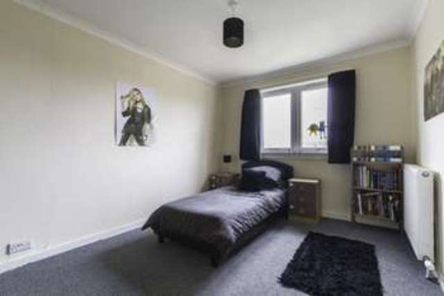  Image of 2 bedroom Flat for sale in Isla Road Kirriemuir DD8 at Isla Road  Kirriemuir, DD8 5AQ