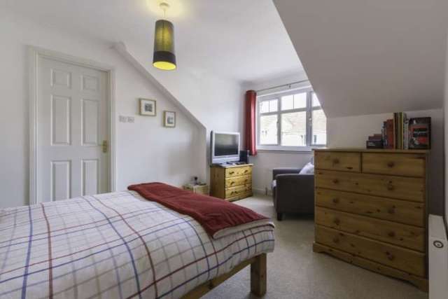  Image of 5 bedroom Detached house for sale in Ross Avenue Perth PH1 at Ross Avenue  Perth, PH1 1GZ