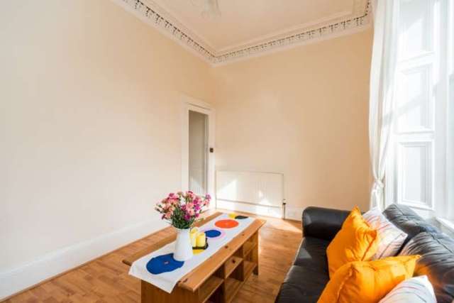  Image of 2 bedroom Flat for sale in Elm Row Edinburgh EH7 at Elm Row  Edinburgh, EH7 4AQ
