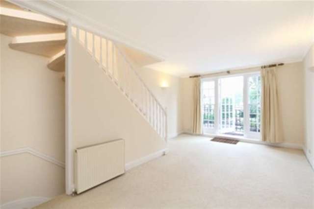  Image of 3 bedroom Detached house to rent in Abbotsbury Close London W14 at London, W14 8EQ