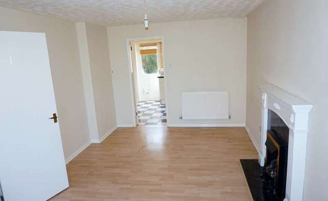  Image of 3 bedroom Semi-Detached house to rent in Acacia Close Leicester Forest East Leicester LE3 at Leicester  Leicester, LE3 3PX