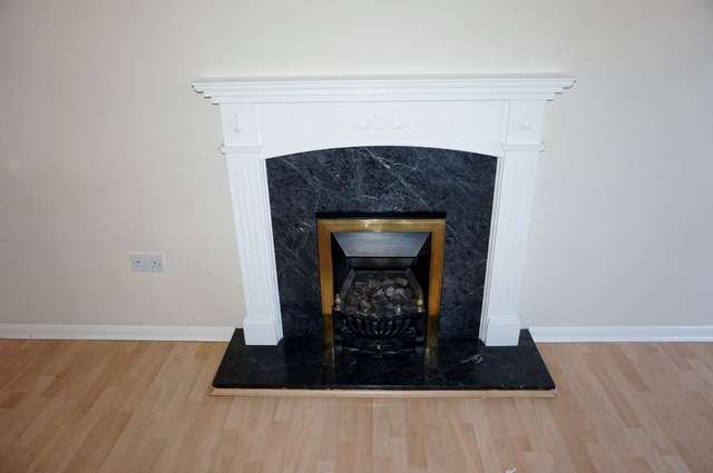  Image of 3 bedroom Semi-Detached house to rent in Acacia Close Leicester Forest East Leicester LE3 at Leicester  Leicester, LE3 3PX