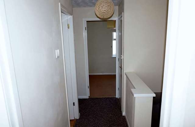  Image of 3 bedroom Semi-Detached house to rent in Acacia Close Leicester Forest East Leicester LE3 at Leicester  Leicester, LE3 3PX
