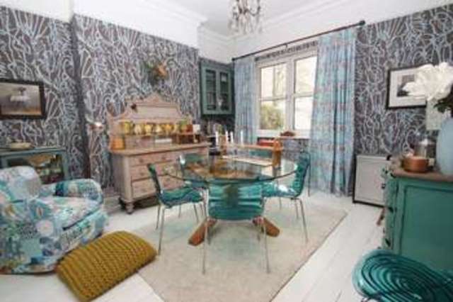  Image of 4 bedroom Terraced house for sale in Ackworth Road Pontefract WF8 at Ackworth Road  Pontefract, WF8 3PG