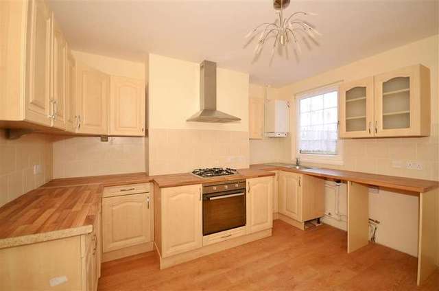  Image of 3 bedroom End of Terrace for sale in Albany Street Maidstone ME14 at Maidstone Kent Maidstone, ME14 5AJ