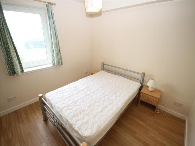  Image of 2 bedroom Flat to rent in Albion Gardens Edinburgh EH7 at Easter Road Edinburgh Edinburgh, EH7 5NS