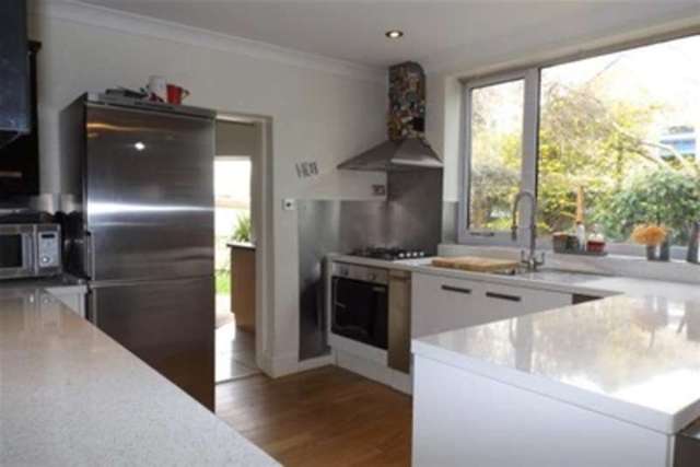  Image of 3 bedroom Detached house to rent in Allcroft Street Mansfield Woodhouse Mansfield NG19 at Mansfield, NG19 8BJ