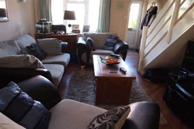  Image of 2 bedroom Detached house to rent in Allington Close Taunton TA1 at Taunton, TA1 2NE