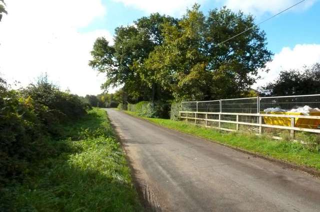  Image of 3 bedroom Bungalow to rent in Morley Road Attleborough NR17 at Attleborough Road Morley St. Peter Wymondham, NR17 2JZ