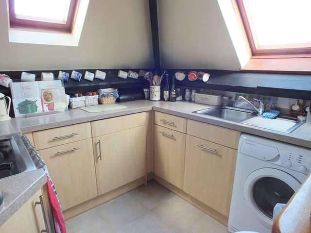  Image of 1 bedroom Flat for sale in High Street Avening Tetbury GL8 at Avening Avening, GL8 8LU