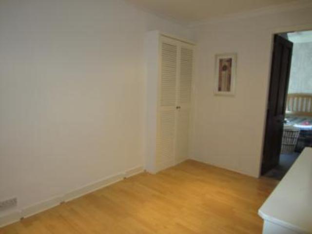  Image of 1 bedroom Flat to rent in Balmoral Place Aberdeen AB10 at West End Aberdeen Aberdeen, AB10 6HP