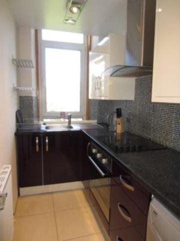  Image of 1 bedroom Flat to rent in Balmoral Place Aberdeen AB10 at West End Aberdeen Aberdeen, AB10 6HP