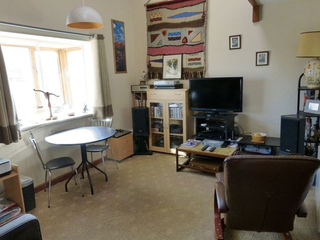  Image of 1 bedroom Flat for sale in Neuadd Yr Eglwys Glynne Road Bangor LL57 at Glynne Road  Bangor, LL57 1BJ