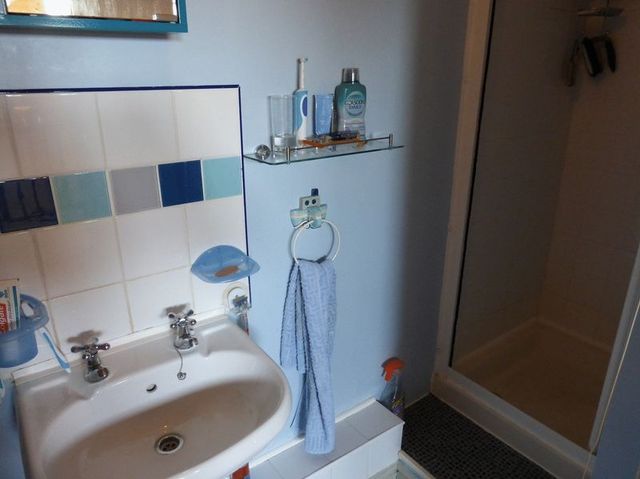  Image of 1 bedroom Flat for sale in Neuadd Yr Eglwys Glynne Road Bangor LL57 at Glynne Road  Bangor, LL57 1BJ