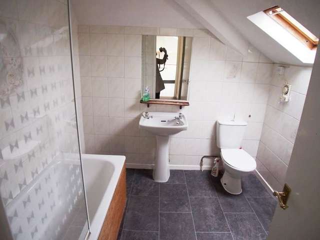  Image of 2 bedroom Apartment to rent in Orrell Road Wallasey CH45 at 7 Orrell Road  Wallasey, CH45 1HX