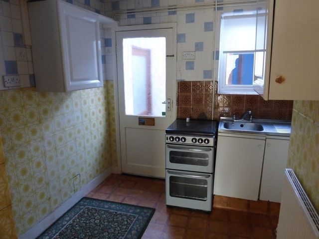  Image of 3 bedroom Terraced house for sale in Glanogwen Bethesda Bangor LL57 at Glanogwen  Bethesda, LL57 3PG