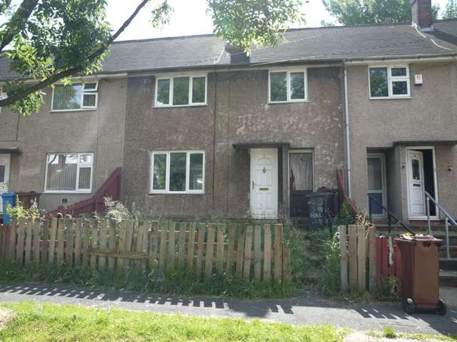  Image of 3 bedroom Detached house to rent in Birch Hall Close Oldham OL4 at Birch Hall Close Holts Oldham, OL4 5PE