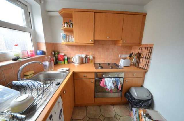  Image of 2 bedroom Apartment to rent in Blackstock Road London N4 at Blackstock Road  Finsbury Park, N4 2DL