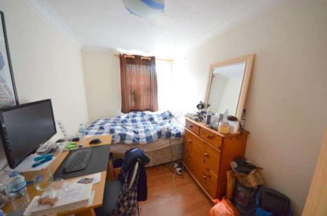  Image of 2 bedroom Apartment to rent in Blackstock Road London N4 at Blackstock Road  Finsbury Park, N4 2DL