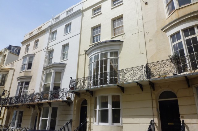  Image of 1 bedroom Flat to rent in Bloomsbury Place Brighton BN2 at 3 Bloomsbury Place  Brighton, BN2 1DA