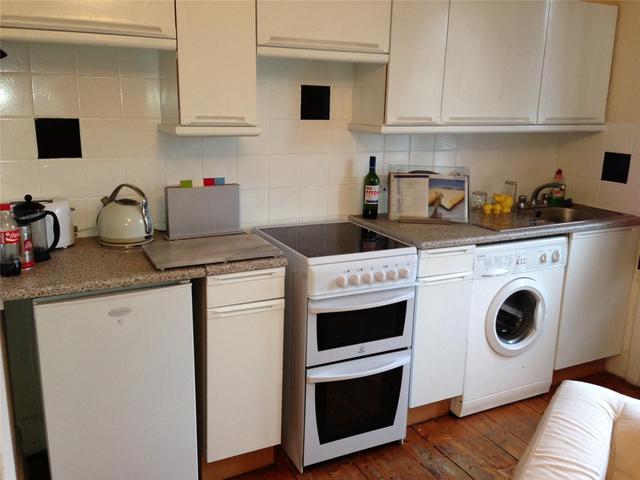 Image of 2 bedroom Flat to rent in Buccleuch Street Edinburgh EH8 at Meadows Edinburgh Edinburgh, EH8 9NQ