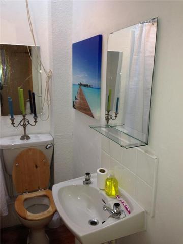  Image of 2 bedroom Flat to rent in Buccleuch Street Edinburgh EH8 at Meadows Edinburgh Edinburgh, EH8 9NQ