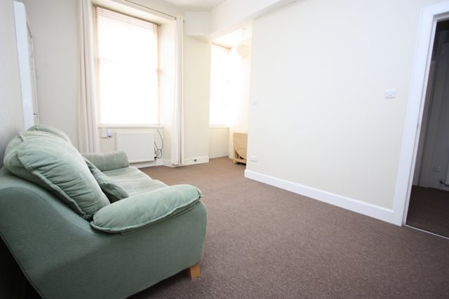  Image of 1 bedroom Flat to rent in Buchanan Street Edinburgh EH6 at Leith Walk Edinburgh Edinburgh, EH6 8RD