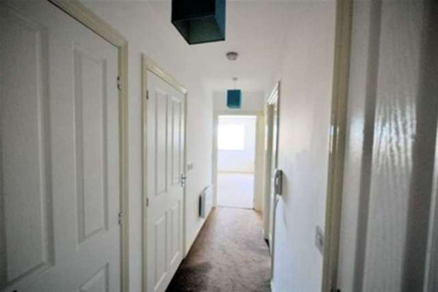  Image of 2 bedroom Flat to rent in Burberry Avenue Hucknall Nottingham NG15 at Nottingham, NG15 7EZ