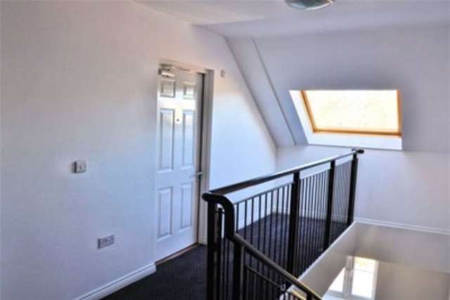  Image of 2 bedroom Flat to rent in Burberry Avenue Hucknall Nottingham NG15 at Nottingham, NG15 7EZ