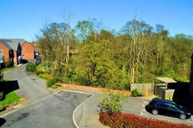  Image of 2 bedroom Flat to rent in Burberry Avenue Hucknall Nottingham NG15 at Nottingham, NG15 7EZ