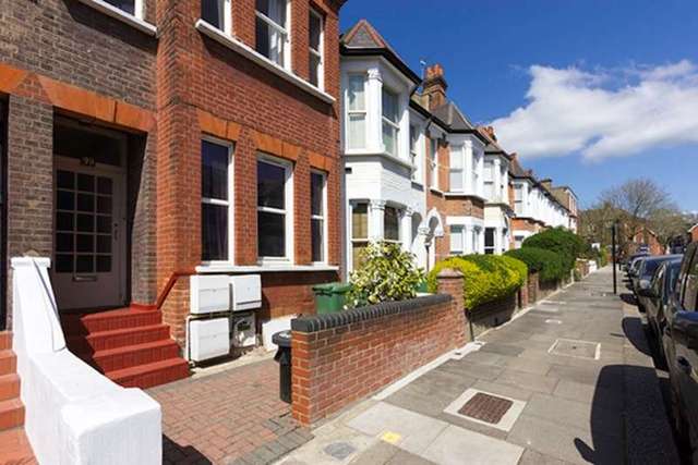  Image of 1 bedroom Ground Flat to rent in Burrard Road London NW6 at Burrard Road  West Hampstead, NW6 1DA