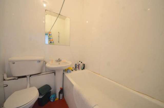  Image of 2 bedroom Apartment to rent in Caledonian Road London N1 at Caledonian Road  Islington, N1 1ED