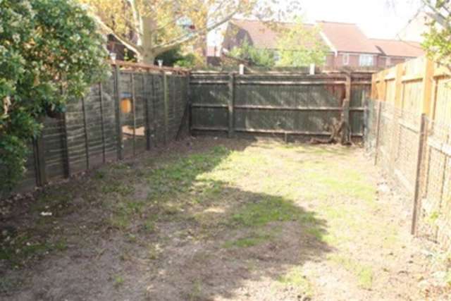  Image of 2 bedroom Detached house to rent in Carronade Place London SE28 at London, SE28 0EE