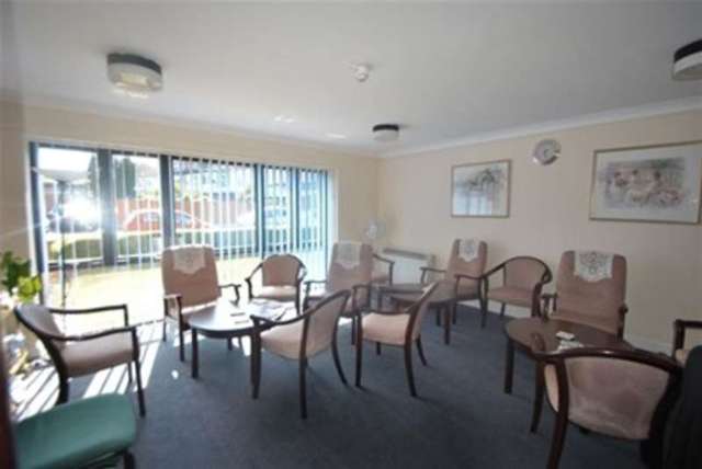  Image of 1 bedroom Flat for sale in Castleview Gardens Ilford IG1 at Castleview Gardens  Ilford, IG1 3QA