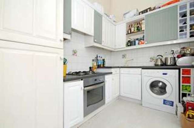  Image of 2 bedroom Flat to rent in Cavendish Road London NW6 at Kilburn London Brondesbury Park, NW6 7XP