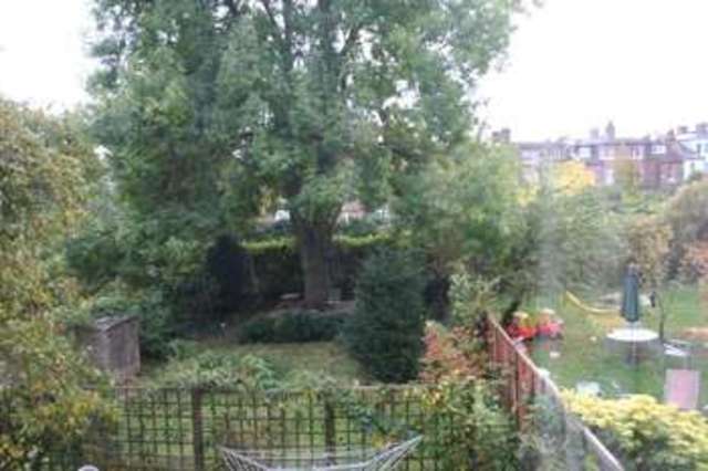 Image of 2 bedroom Flat to rent in Cavendish Road London NW6 at Kilburn London Brondesbury Park, NW6 7XP