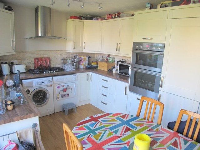  Image of 3 bedroom Semi-Detached house for sale in Chaffinch Way Lee-on-the-Solent PO13 at Chaffinch Way  Lee-On-The-Solent, PO13 8LD