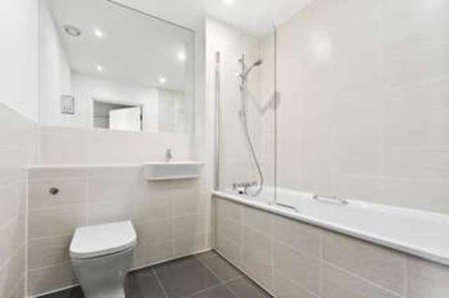  Image of 1 bedroom Flat to rent in Hansel Road London NW6 at 1 Hansel Road London Queen