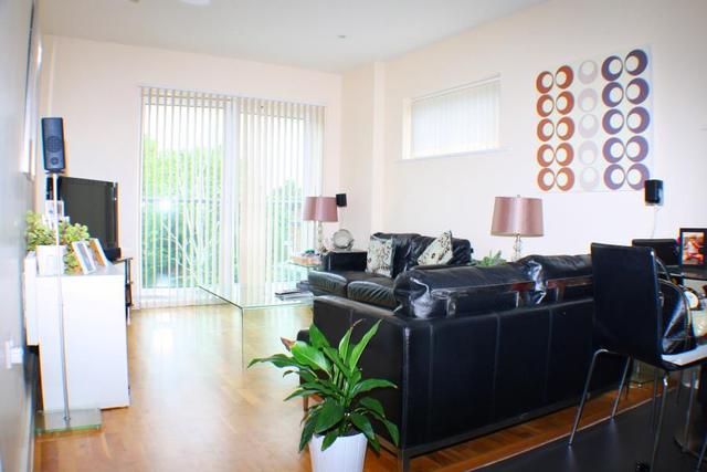  Image of 1 bedroom Apartment to rent in Birdwood Avenue London SE13 at London, SE13 6UR
