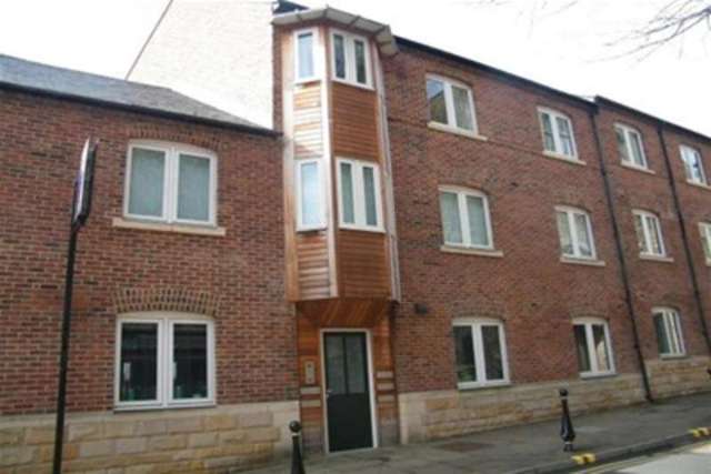  Image of 2 bedroom Flat to rent in Back Silver Street Durham DH1 at Durham, DH1 3RP
