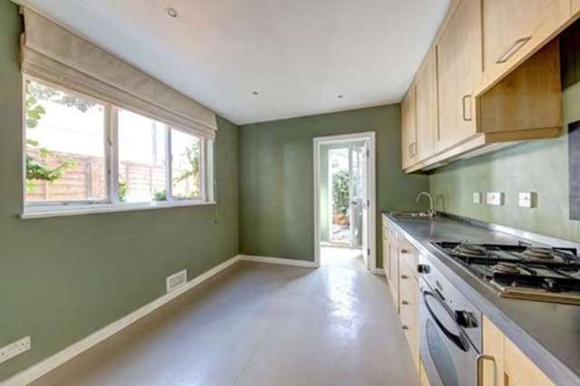  Image of 3 bedroom Detached house to rent in Claxton Grove London W6 at London, W6 8HE