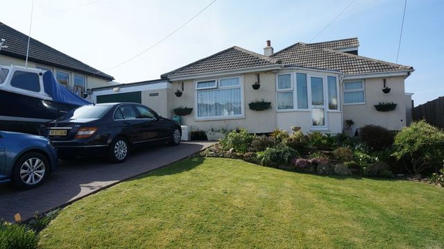  Image of 3 bedroom Detached house for sale in Cliff Rise Polruan Fowey PL23 at Cliff Rise Polruan Fowey, PL23 1QQ
