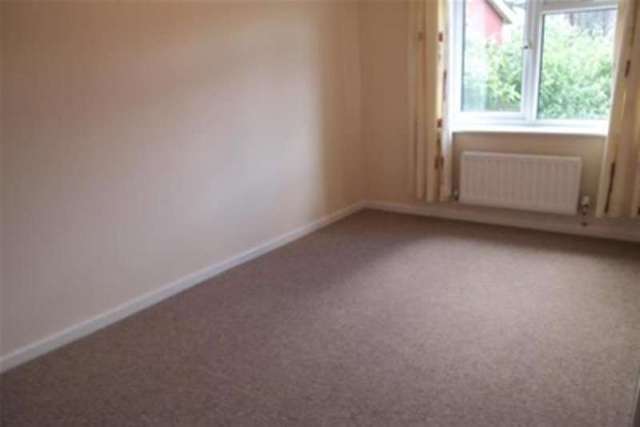  Image of 2 bedroom Terraced house to rent in Clifford Mews Wellington TA21 at Wellington, TA21 8QJ