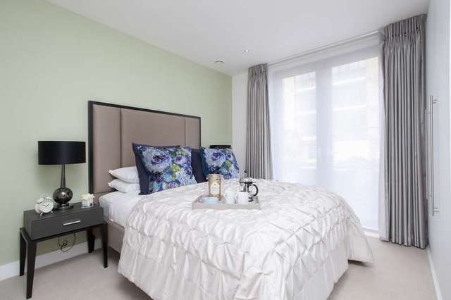  Image of 2 bedroom Flat to rent in Surrey Lane London SW11 at Parkham Street  Battersea, SW11 3TB